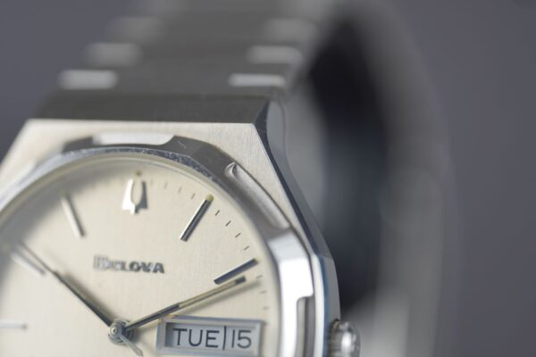 Bulova "Overseas" 12092 – Image 7