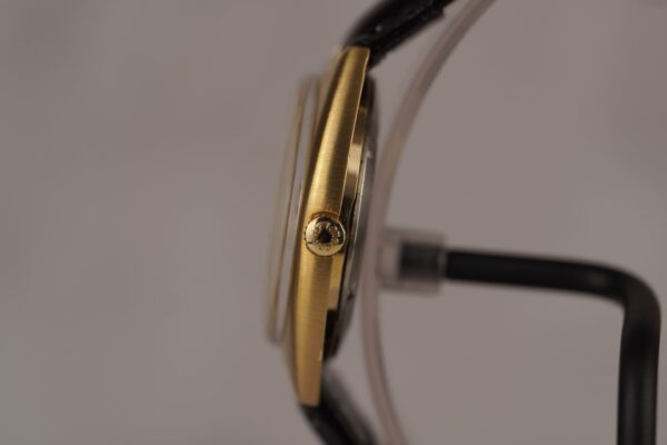 Longines Ultra-Chron Chronometer 3202 1 – Image 3