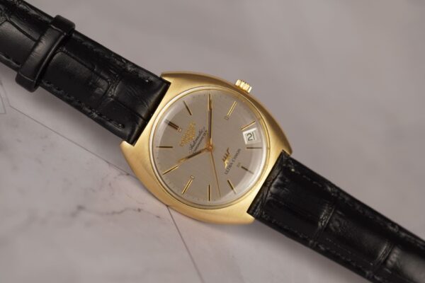 Longines Ultra-Chron Chronometer 3202 1 – Image 10