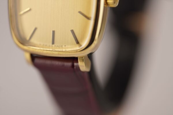 Longines Vintage "Tonneau" 805 1089 – Image 8