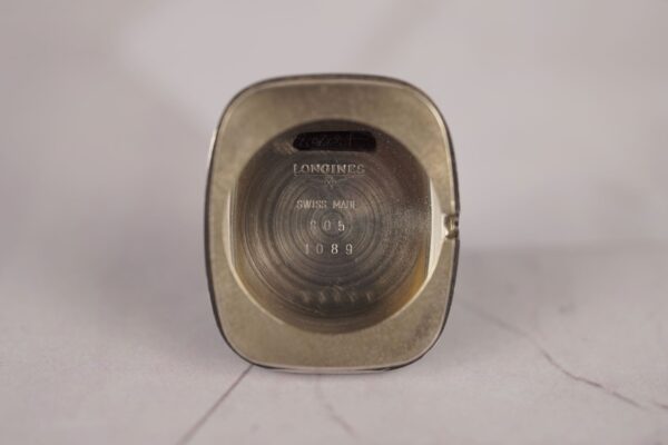 Longines Vintage "Tonneau" 805 1089 – Image 16