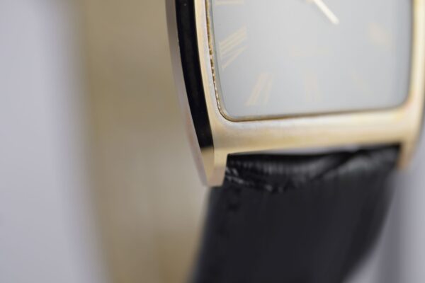 Seiko Dolce "Tonneau" 6030-5320 – Image 10