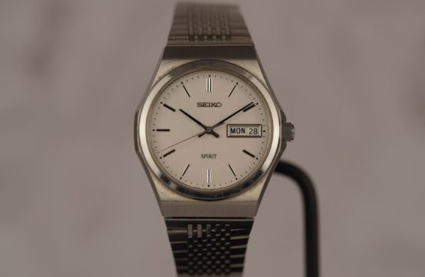 Seiko Spirit 7N93-7000