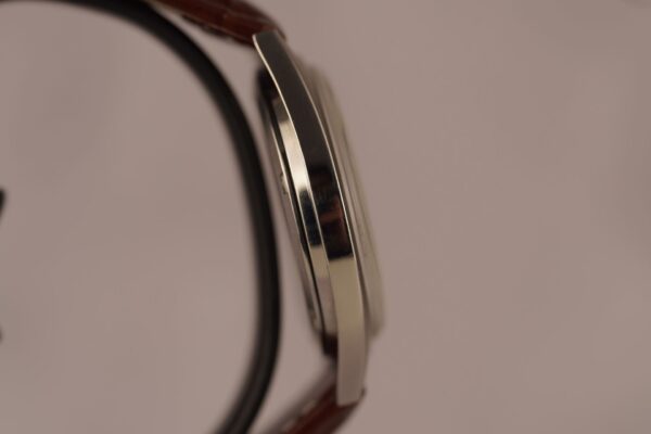 Omega Genève 135.041 – Image 5