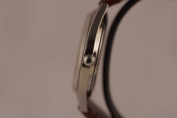 Omega Genève 135.041 – Image 3