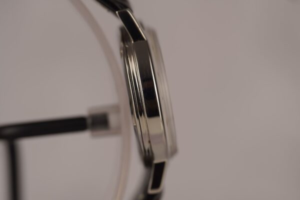 Omega Genève 136.0099 – Image 5