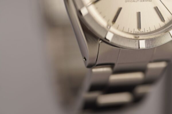 Rolex Oyster Perpetual Date 1501 – Image 10