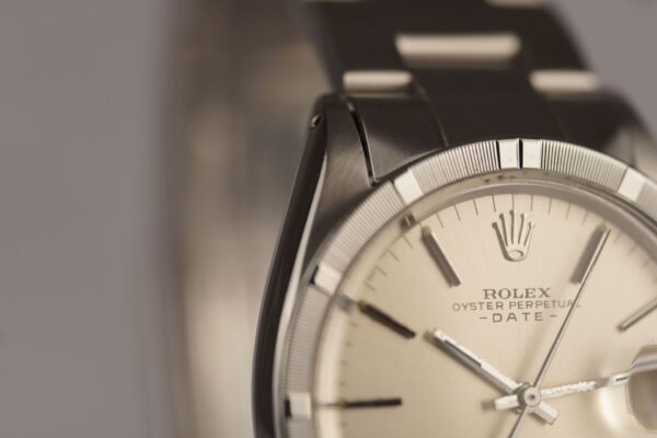 Rolex Oyster Perpetual Date 1501 – Image 9