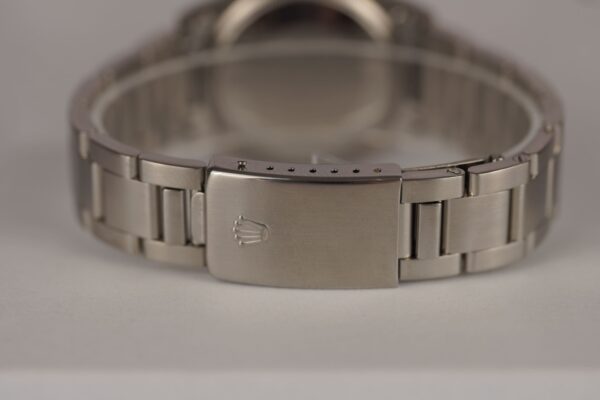 Rolex Oyster Perpetual Date 1501 – Image 13