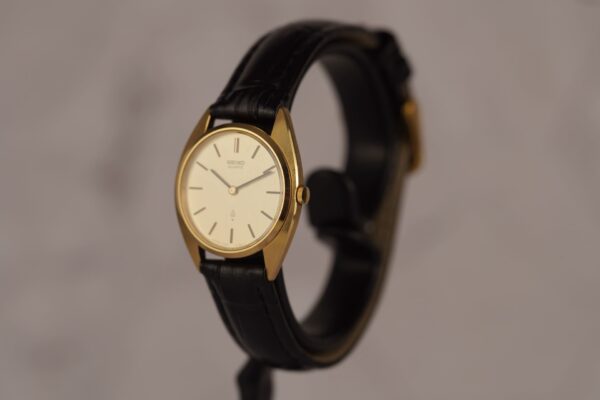 Seiko Quartz "C Shape" 2320-0040 – Image 2