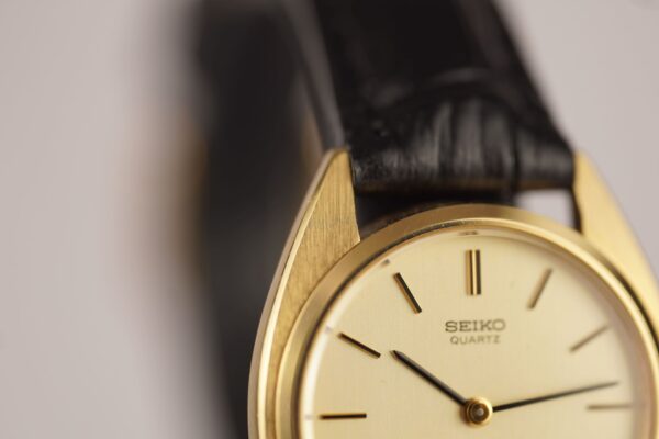 Seiko Quartz "C Shape" 2320-0040 – Image 9
