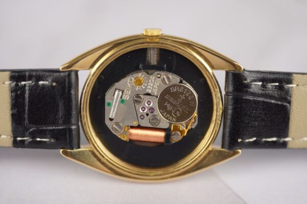 Seiko Quartz "C Shape" 2320-0040 – Image 15