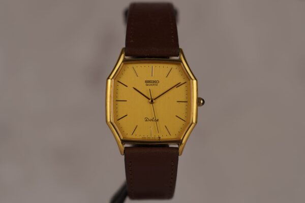 Seiko Dolce "Tonneau" 9521-5130