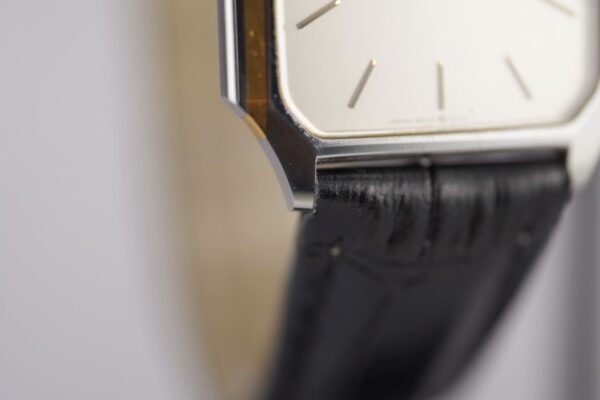 Seiko Credor "Tank" 9570-5220 – Image 10