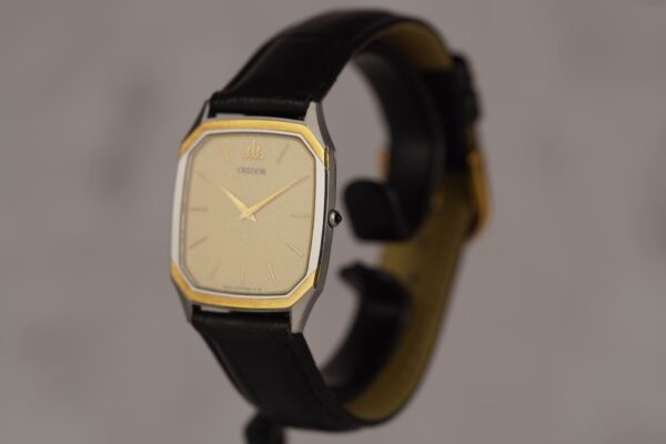 Seiko Credor "Tonneau" 2F70-5370 – Image 2