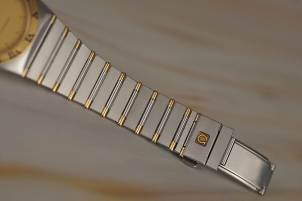 Omega Constellation 396.1070 – Image 12