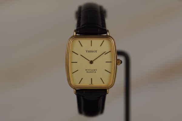 Tissot Stylist "Tonneau" Quartz A185
