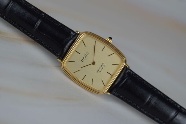 Tissot Stylist "Tonneau" Quartz A185 – Image 11
