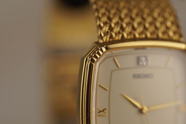 Seiko Dolce "Tonneau" 5E31-5A90 – Image 9
