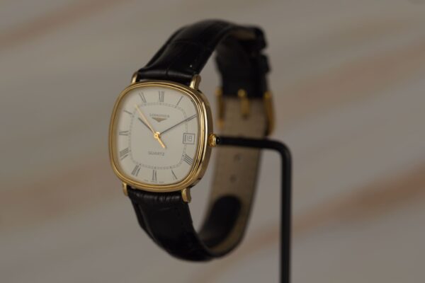 Longines "Tv" Quartz 744 4381 – Image 2