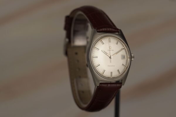 Omega Genève "C Shape" 136.041 – Image 4
