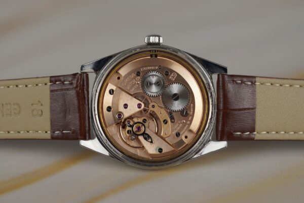 Omega Genève "C Shape" 136.041 – Image 14
