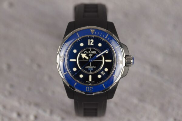 Chanel J12 Marine H2561 – Image 2