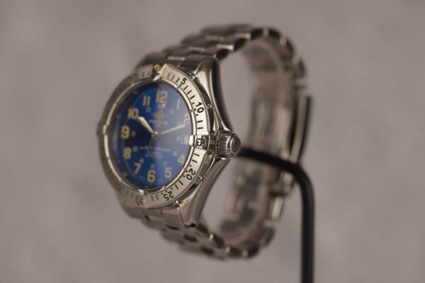 Breitling Superocean A17040 – Image 3