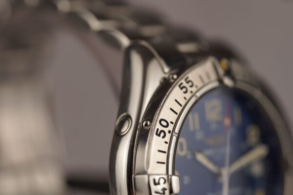 Breitling Superocean A17040 – Image 11