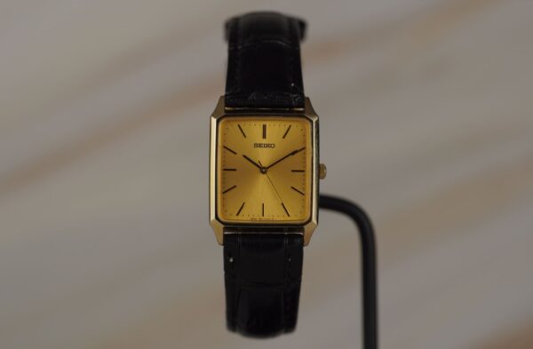 Seiko "Tank" Quartz 7N01-5180