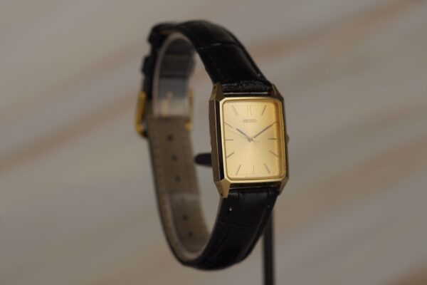 Seiko "Tank" Quartz 7N01-5180 – Image 4