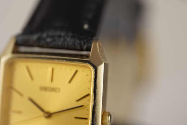 Seiko "Tank" Quartz 7N01-5180 – Image 7