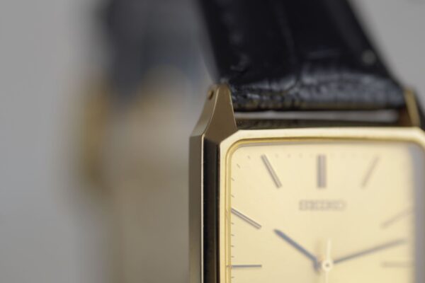Seiko "Tank" Quartz 7N01-5180 – Image 9