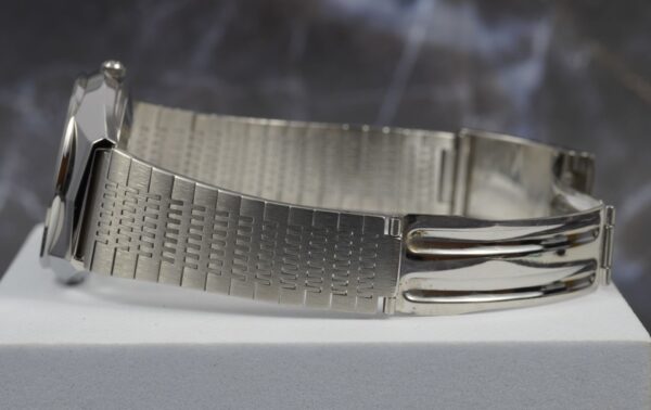 Seiko King Quartz 4823-8010 – Image 12