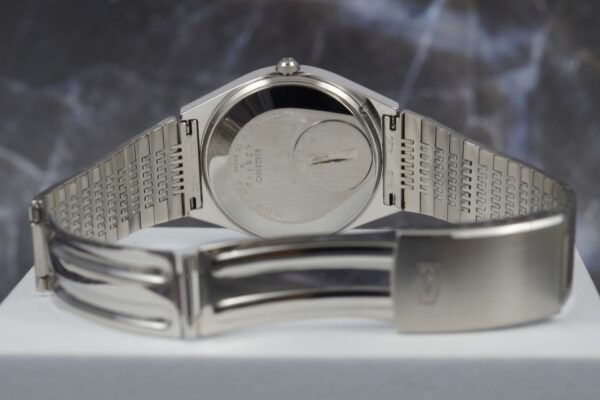Seiko King Quartz 4823-8010 – Image 15