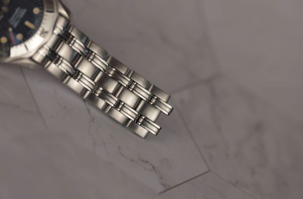 Omega Seamaster Diver Professional 300M  196.1502 – Image 12