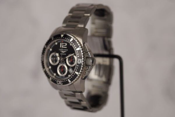 Longines HydroConquest Chronograph L3.744.4.56.6 – Image 2