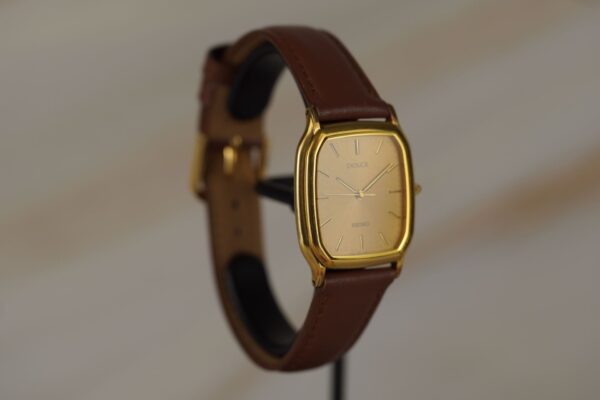 Seiko Dolce "Tonneau" 5E31-5B30 – Image 4