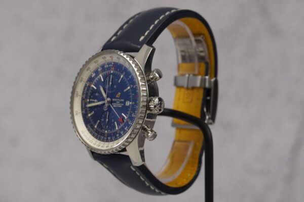 Breitling Navitimer Chronograph GMT 46 A24322 – Image 3