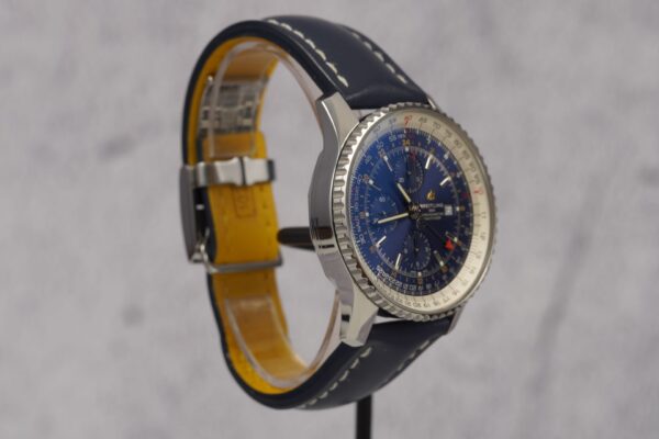 Breitling Navitimer Chronograph GMT 46 A24322 – Image 5