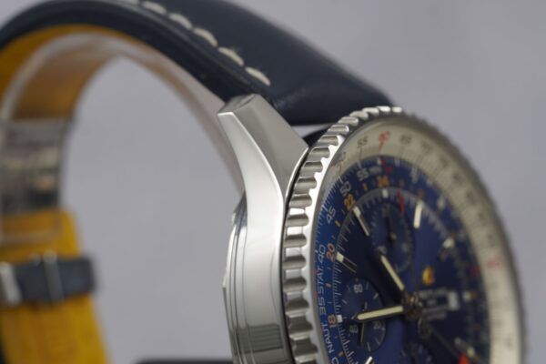 Breitling Navitimer Chronograph GMT 46 A24322 – Image 10