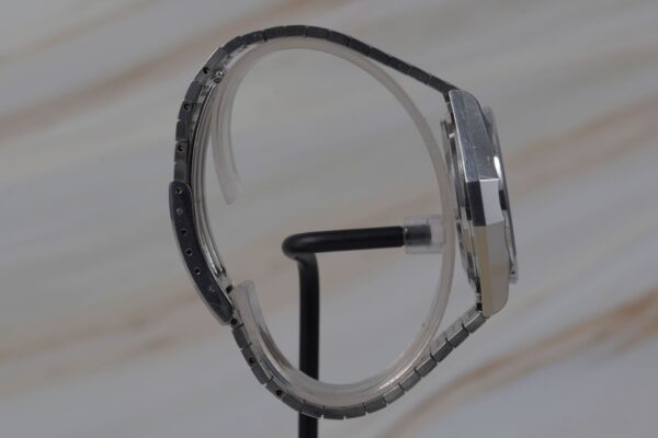 Seiko King Quartz 4823-8120 – Image 5