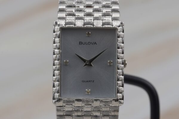 Bulova Quartz "Tank" 9063-5020 – Image 6