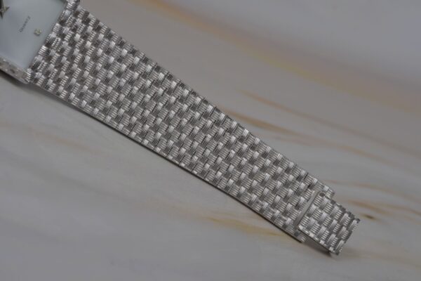 Bulova Quartz "Tank" 9063-5020 – Image 13