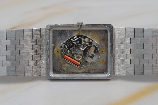 Bulova Quartz "Tank" 9063-5020 – Image 15