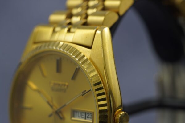 Seiko Quartz "SQ" 5Y23-8A69 – Image 8