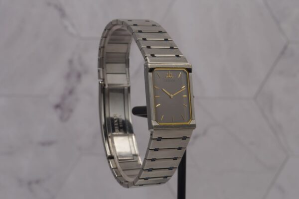 Seiko Credor "Tank" 8420-7650 – Image 4