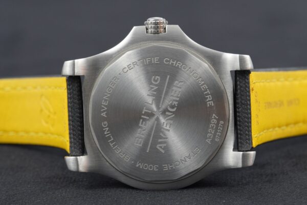 Breitling Avenger GMT A32397 – Image 15