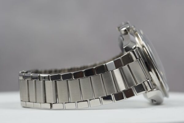Omega Speedmaster Professional Moonwatch 105.012-66 – Image 15