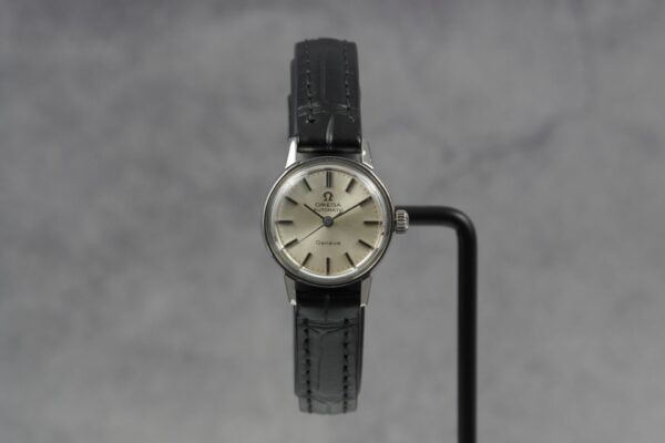 Omega Genève 565.002